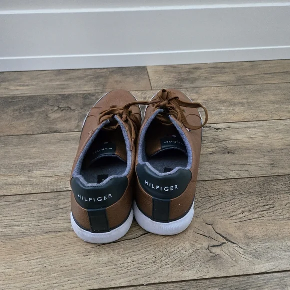 Tommy Hilfiger Men's Brown Casual Sneakers Size 11 1/2 - Picture 3 of 11